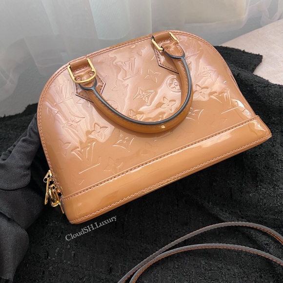 Auth Louis Vuitton Vernis Alma BB Rose Velours w/ Gold Hardware - Picture 2 of 16